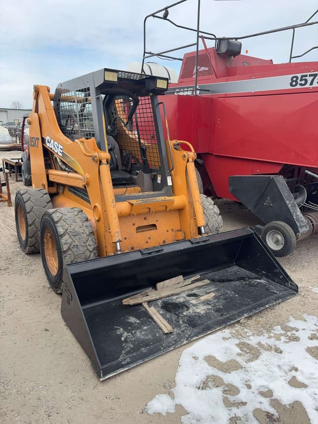 Image of Case 85XT equipment image 2