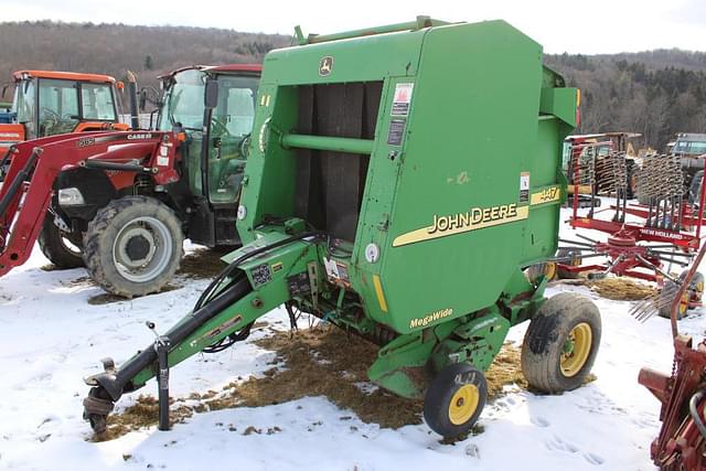 Image of John Deere 447 equipment image 2