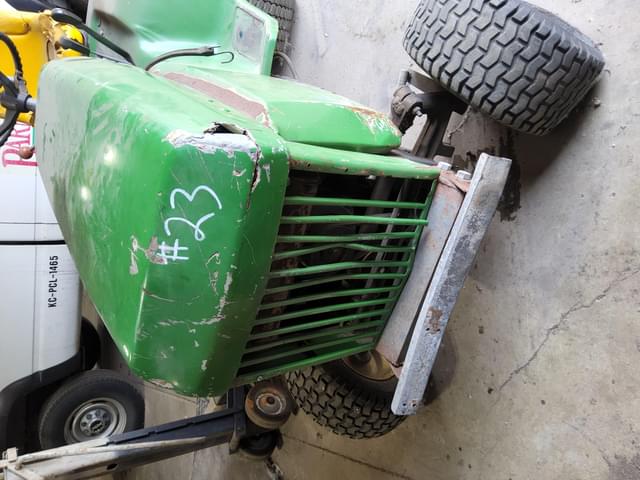 Image of John Deere 420 equipment image 4