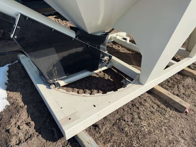 Image of Friesen 240 equipment image 2