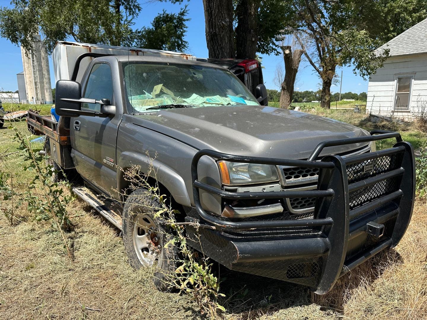2006 Chevrolet 2500 Equipment Image0