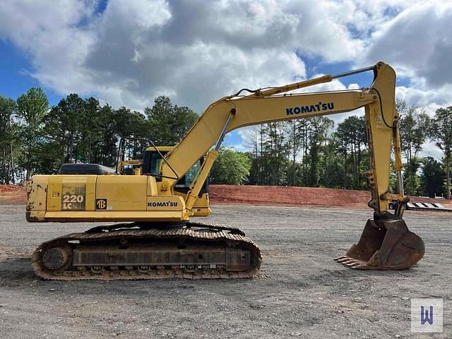 Image of Komatsu PC220LC-7 equipment image 3