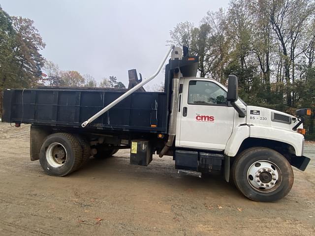 Image of Chevrolet C7500 equipment image 4