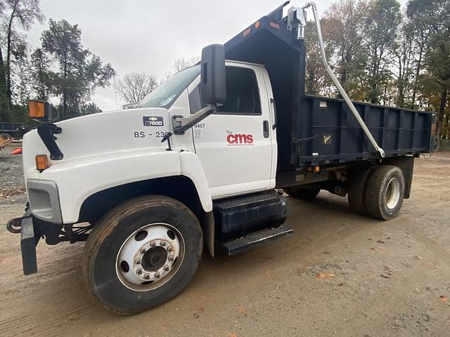 Image of Chevrolet C7500 equipment image 3