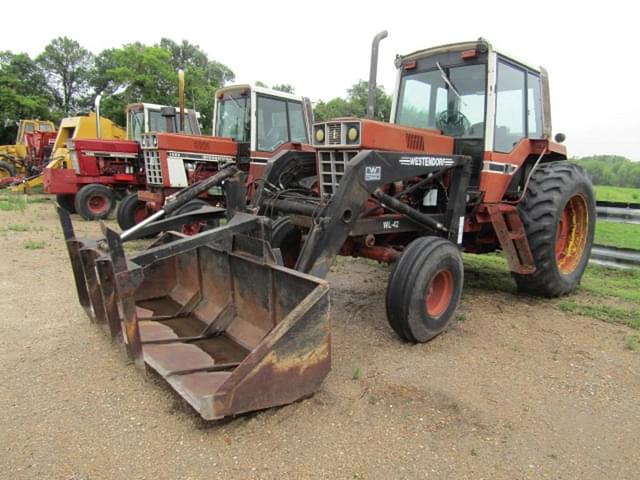 Image of International Harvester 1086 equipment image 2