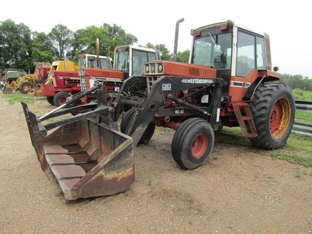 Image of International Harvester 1086 equipment image 1