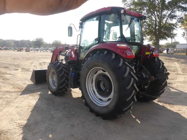 Image of Case IH Farmall 120C equipment image 4