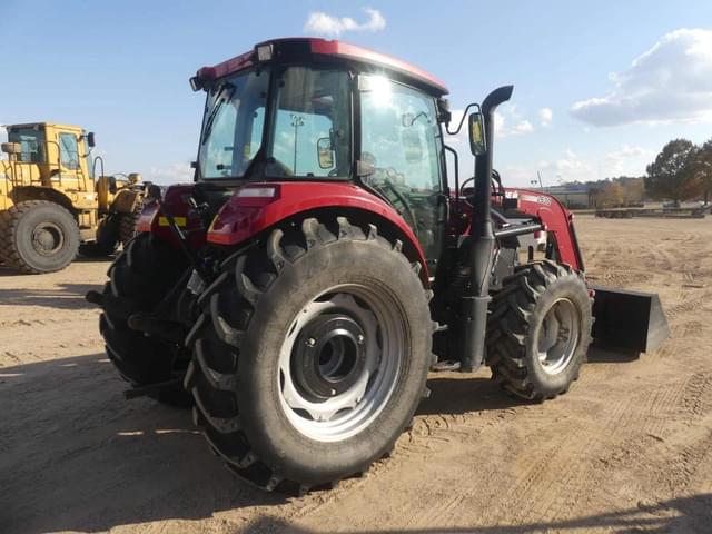 Image of Case IH Farmall 120C equipment image 2