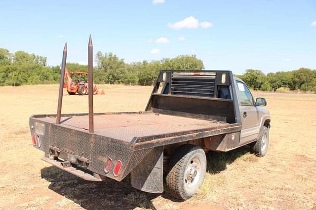 Image of Chevrolet 2500 equipment image 1