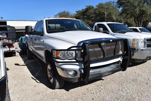 Image of Dodge Ram 3500 equipment image 1