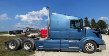 Main image Volvo VNL