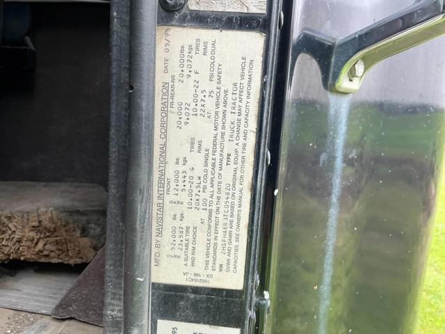 Image of International 9400 equipment image 2