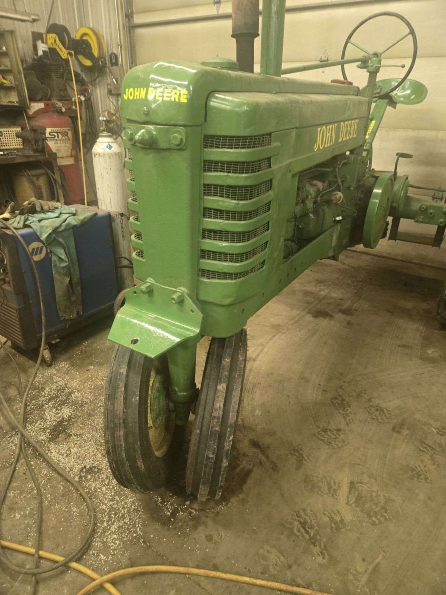 John Deere B Equipment Image0