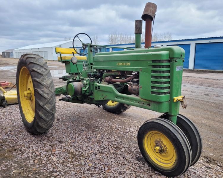 Main image John Deere B