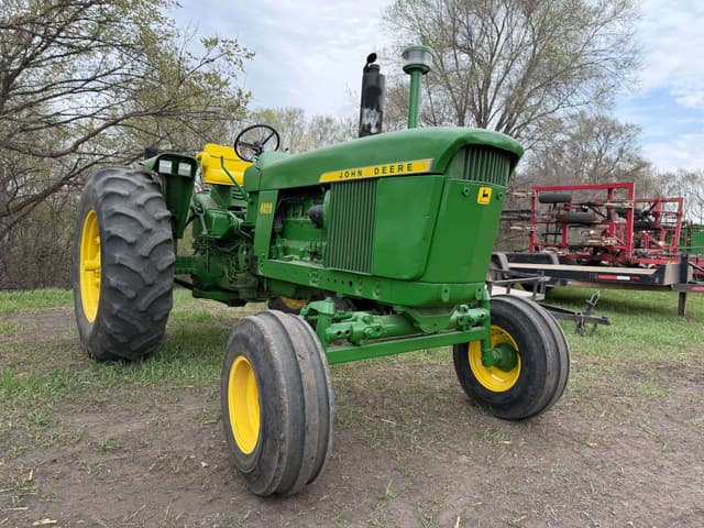 Image of John Deere 4020 equipment image 3