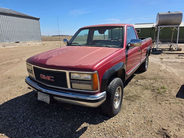 Image of GMC 3500 equipment image 3