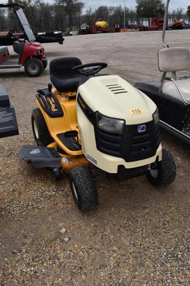 Image of Cub Cadet LTX1040 equipment image 1