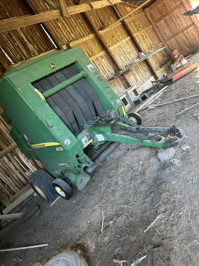 Image of John Deere 458 equipment image 1