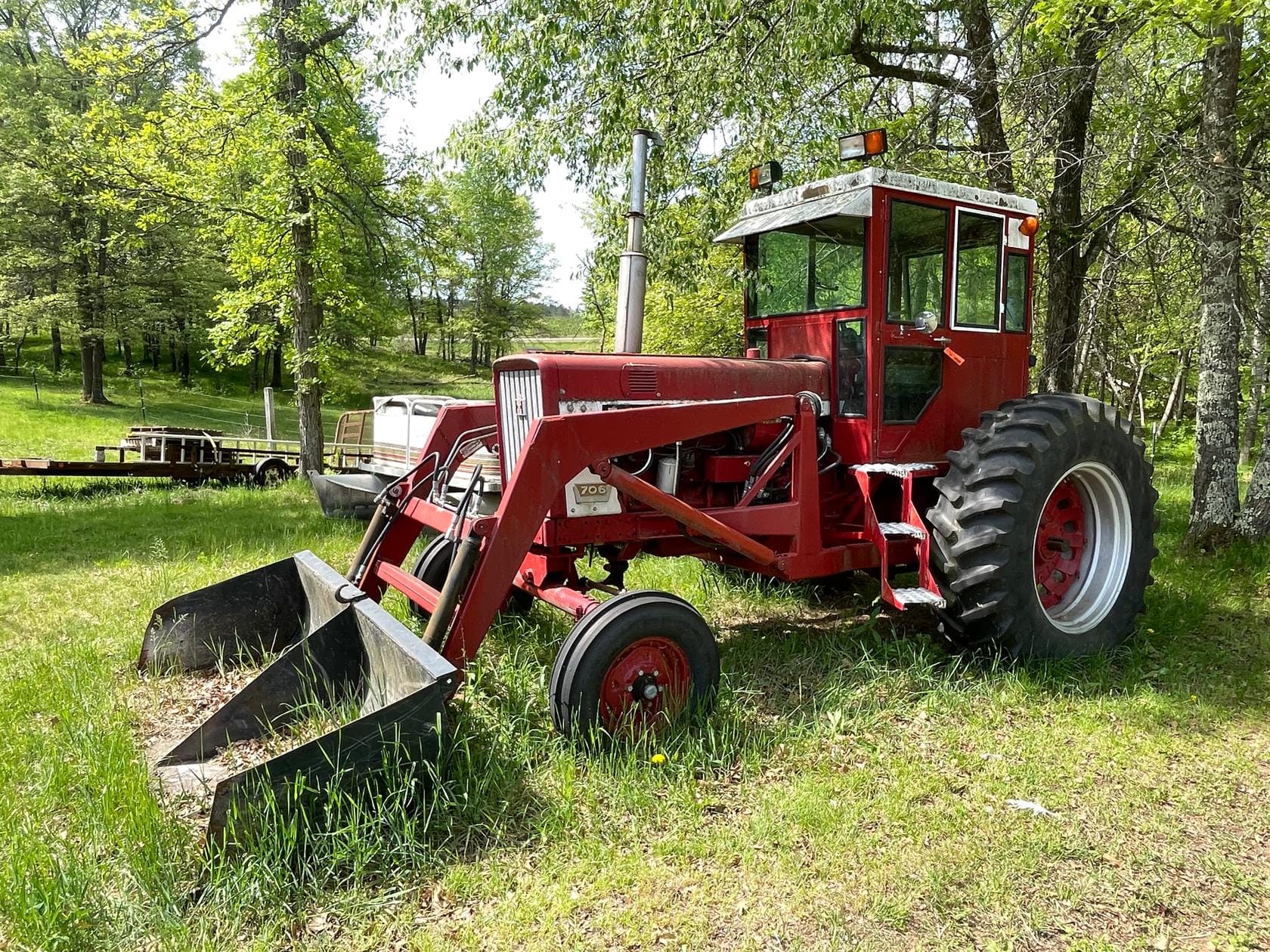 Farmall 706 Equipment Image0