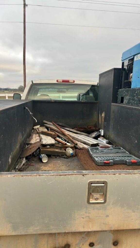 Image of Chevrolet 3500 equipment image 4