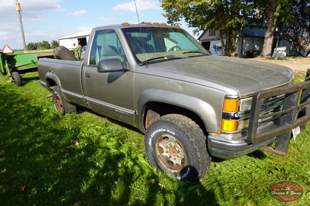 Image of Chevrolet K3500 equipment image 2