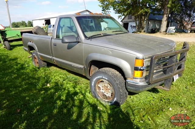 Image of Chevrolet K3500 equipment image 1