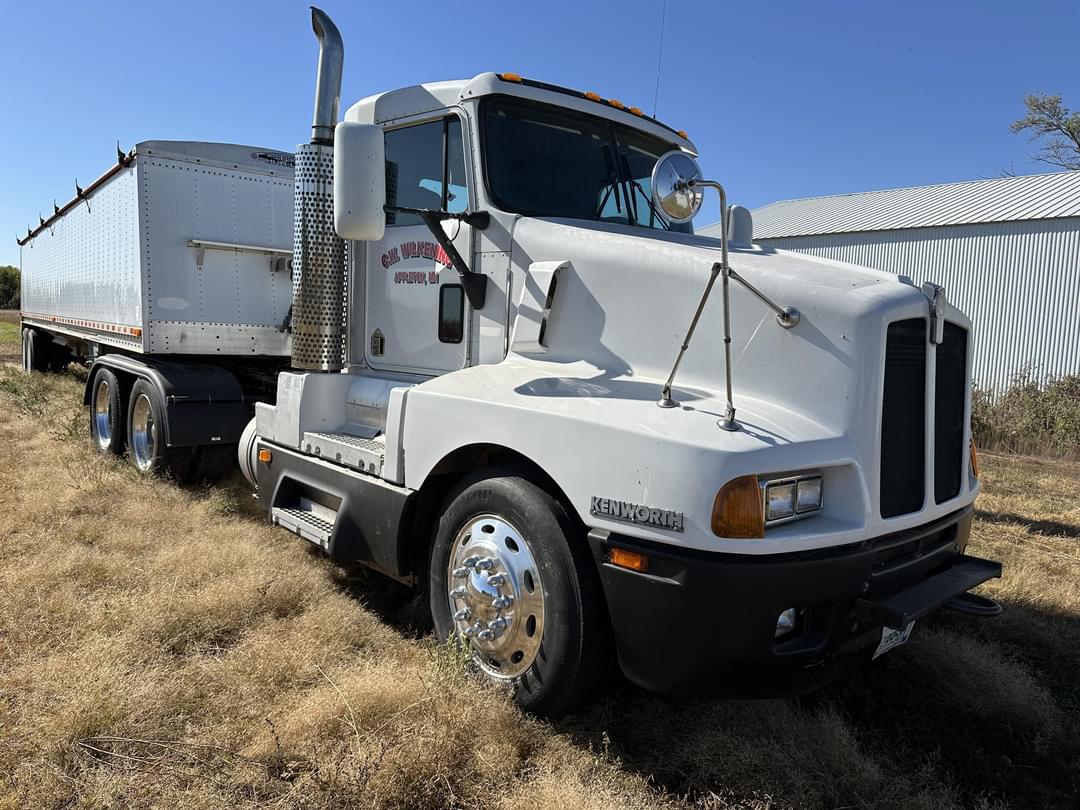 Image of Kenworth T600 Primary image