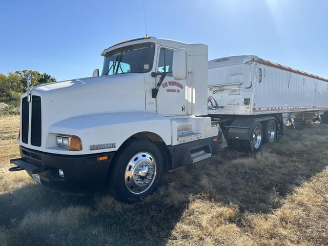Image of Kenworth T600 equipment image 2