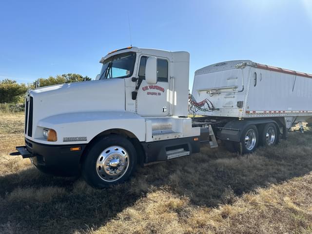 Image of Kenworth T600 equipment image 1