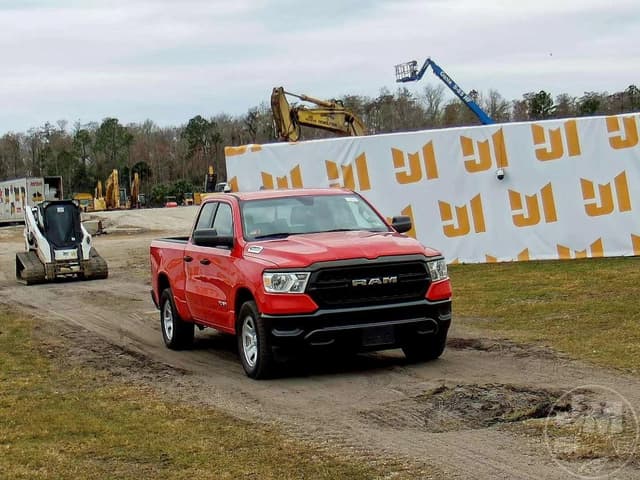 Image of Dodge Ram 1500 equipment image 2