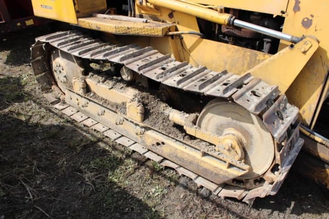 Image of International Harvester 500 equipment image 4