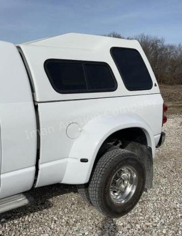 Image of Dodge Ram 3500 equipment image 4