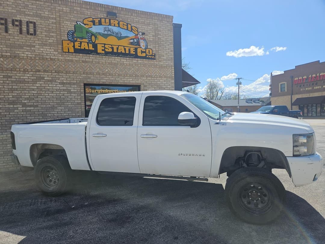 Image of Chevrolet 1500 Primary image