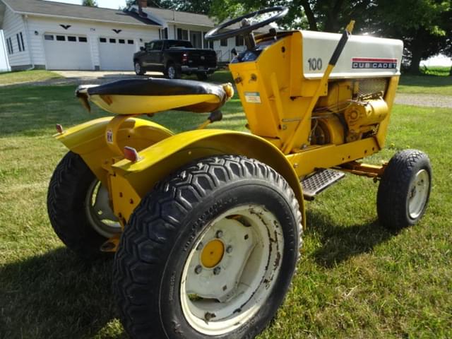 Image of Cub Cadet 100 equipment image 4