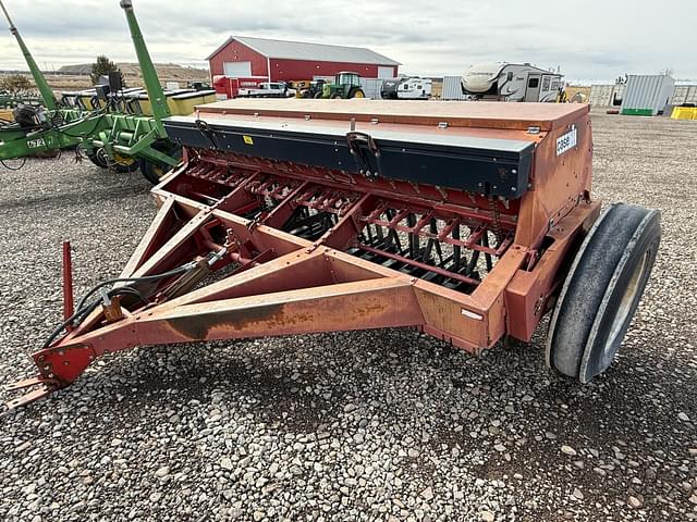 Image of International Harvester 5100 equipment image 1