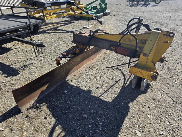 Image of Rhino 1400 equipment image 2