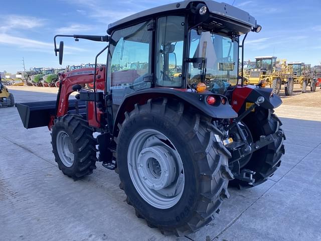 Image of Massey Ferguson 4710 equipment image 1