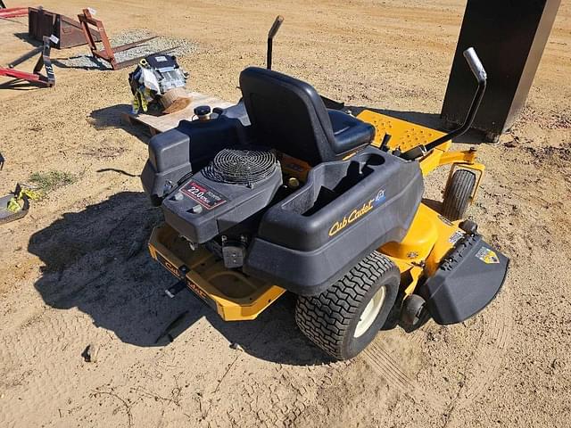 Image of Cub Cadet RZT50 equipment image 3