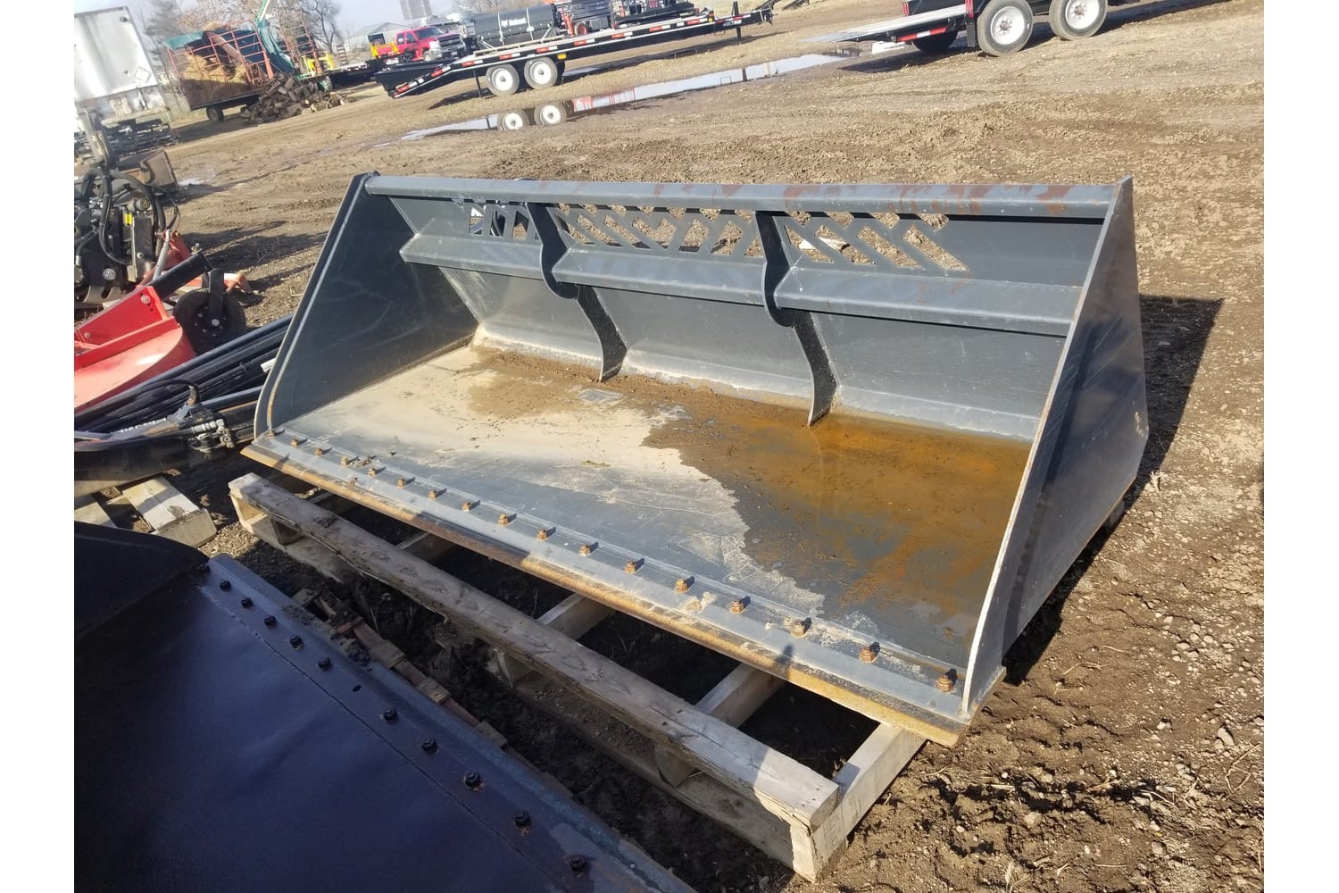 Virnig Bucket Equipment Image0