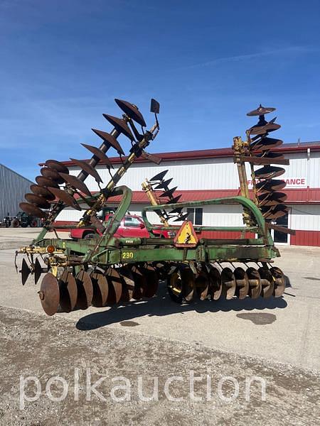 Image of John Deere 230 equipment image 3