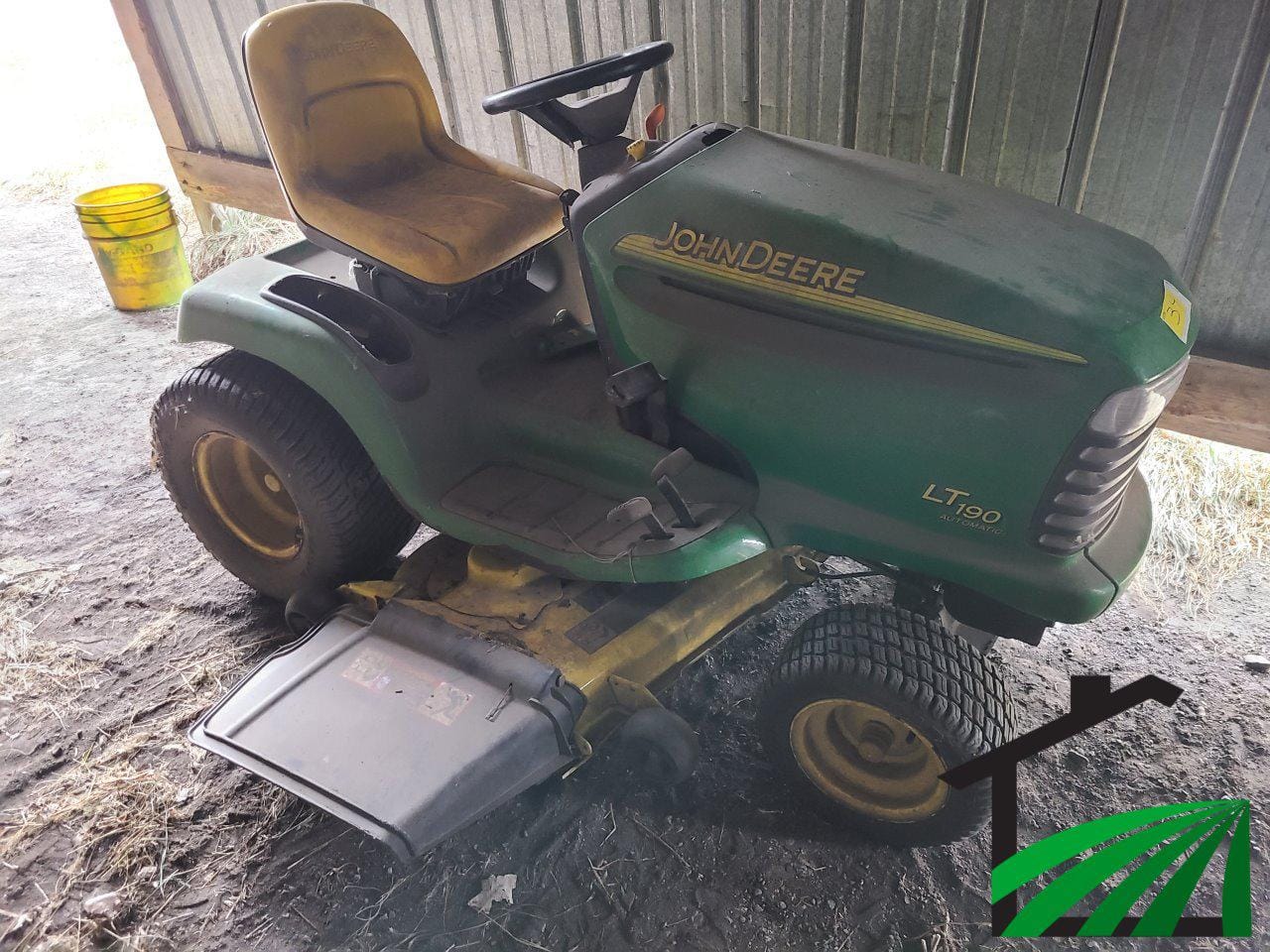 Main image John Deere LT190