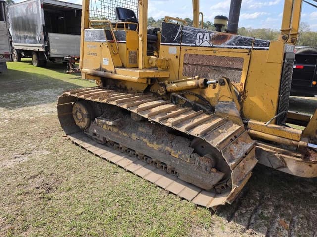 Image of Caterpillar D3C LGP equipment image 4