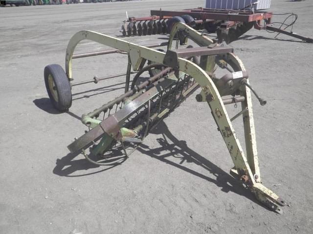 Image of John Deere 858A  equipment image 2