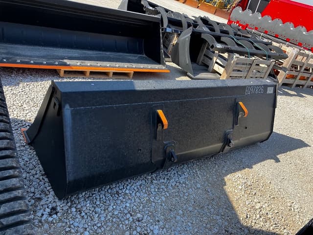 Image of Quicke 102" Euro HD Bucket equipment image 1