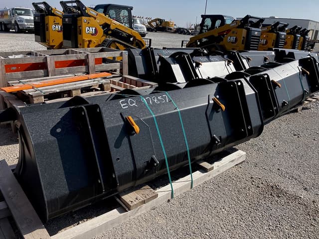 Image of Quicke 102" Euro Maxi Grapple equipment image 2