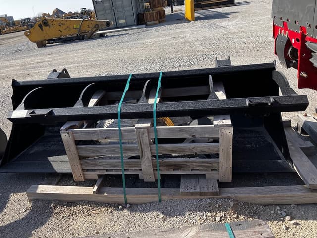 Image of Quicke 102" Euro Maxi Grapple equipment image 4