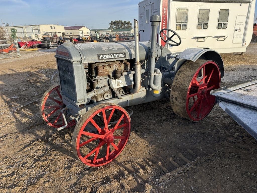 Image of McCormick-Deering 10-20 Image 1