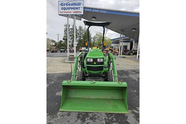 Image of John Deere 1023E equipment image 2