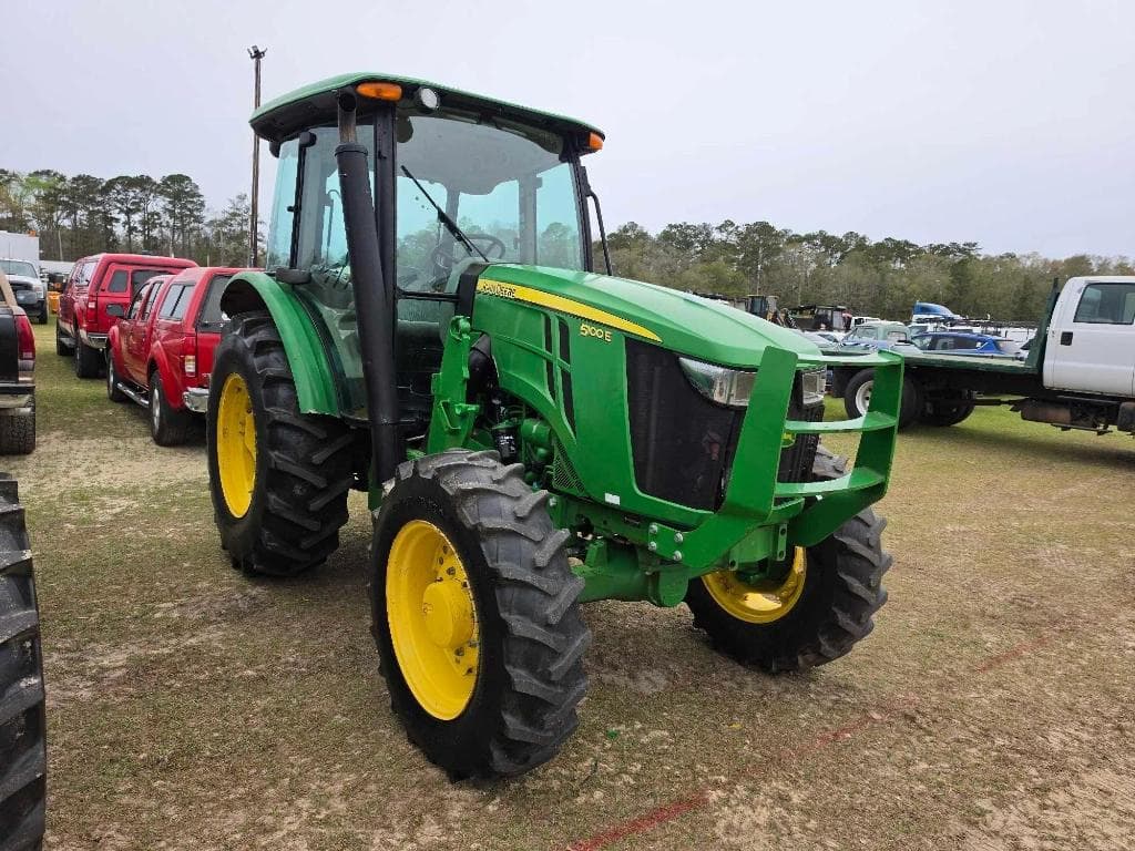 Image of John Deere 5100E Primary image