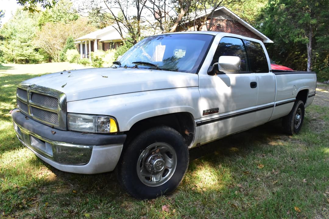 Image of Dodge Ram 2500 Primary image